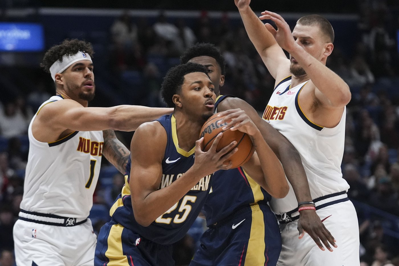 Jokic overcomes slow start for triple-double in the Nuggets' 132-129 OT win over the Pelicans | iNFOnews.ca