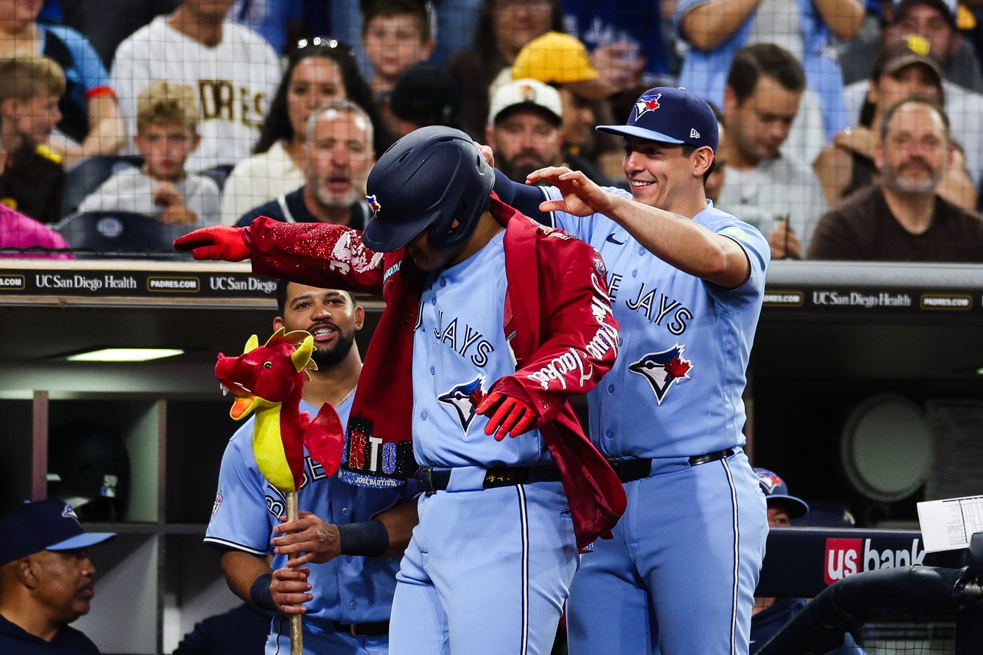 Blue Jays' Okamoto hits 22nd homer to tie Ohtani's mark by a Japanese-born rookie | iNFOnews.ca Blue Jays' Okamoto hits 22nd homer to tie Ohtani's mark by a Japanese-born rookie | iNFOnews.ca