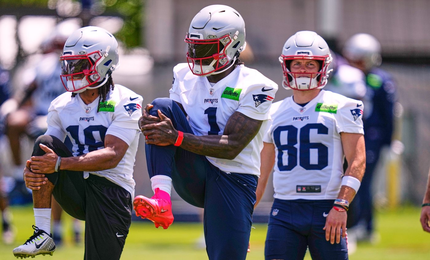 A.J. Brown in 'awe' to join childhood favorite Patriots, declines to discuss end of time with Eagles | iNFOnews.ca