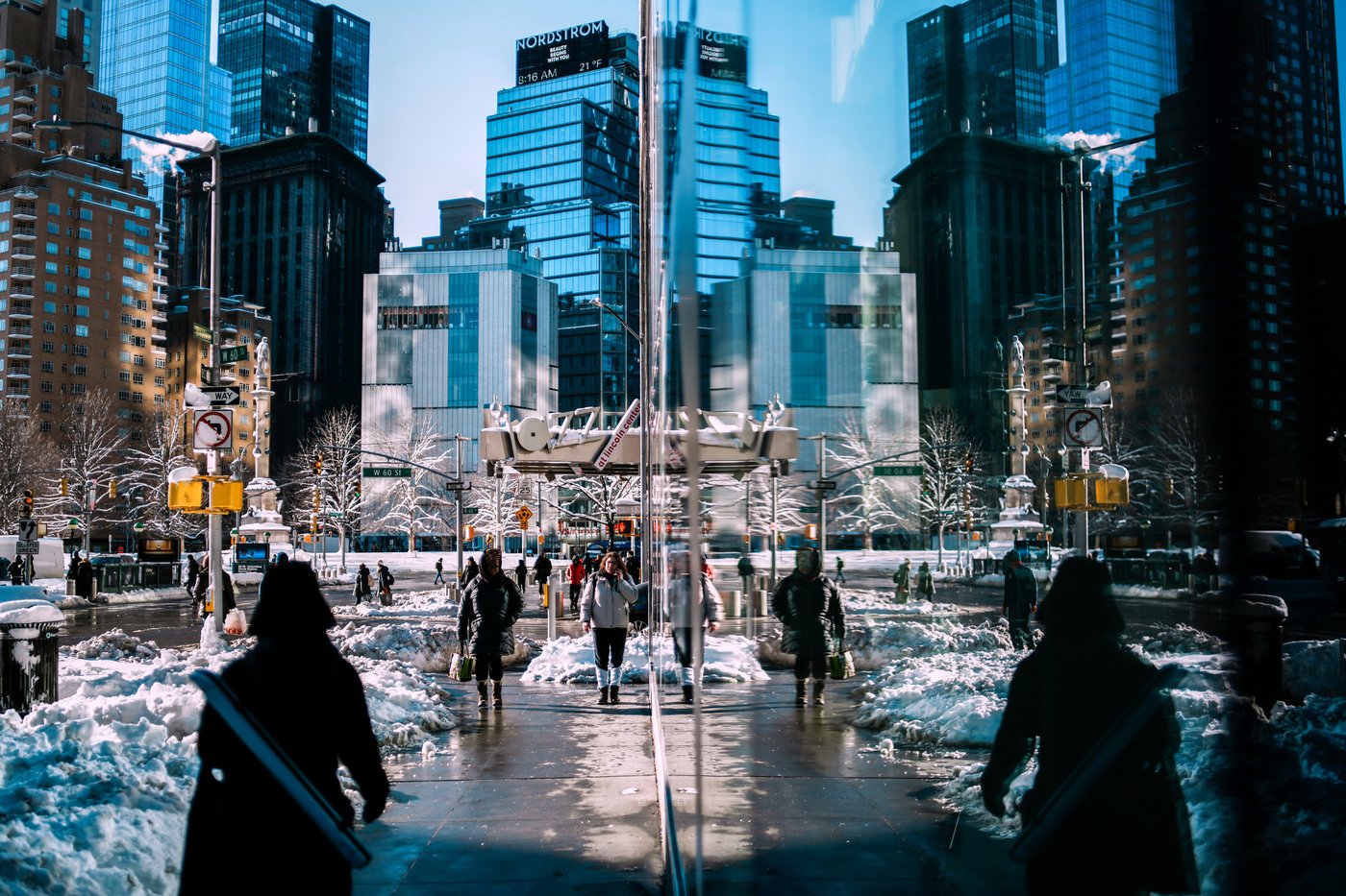 Photos of a massive snowstorm pummeling northeast US | iNFOnews.ca