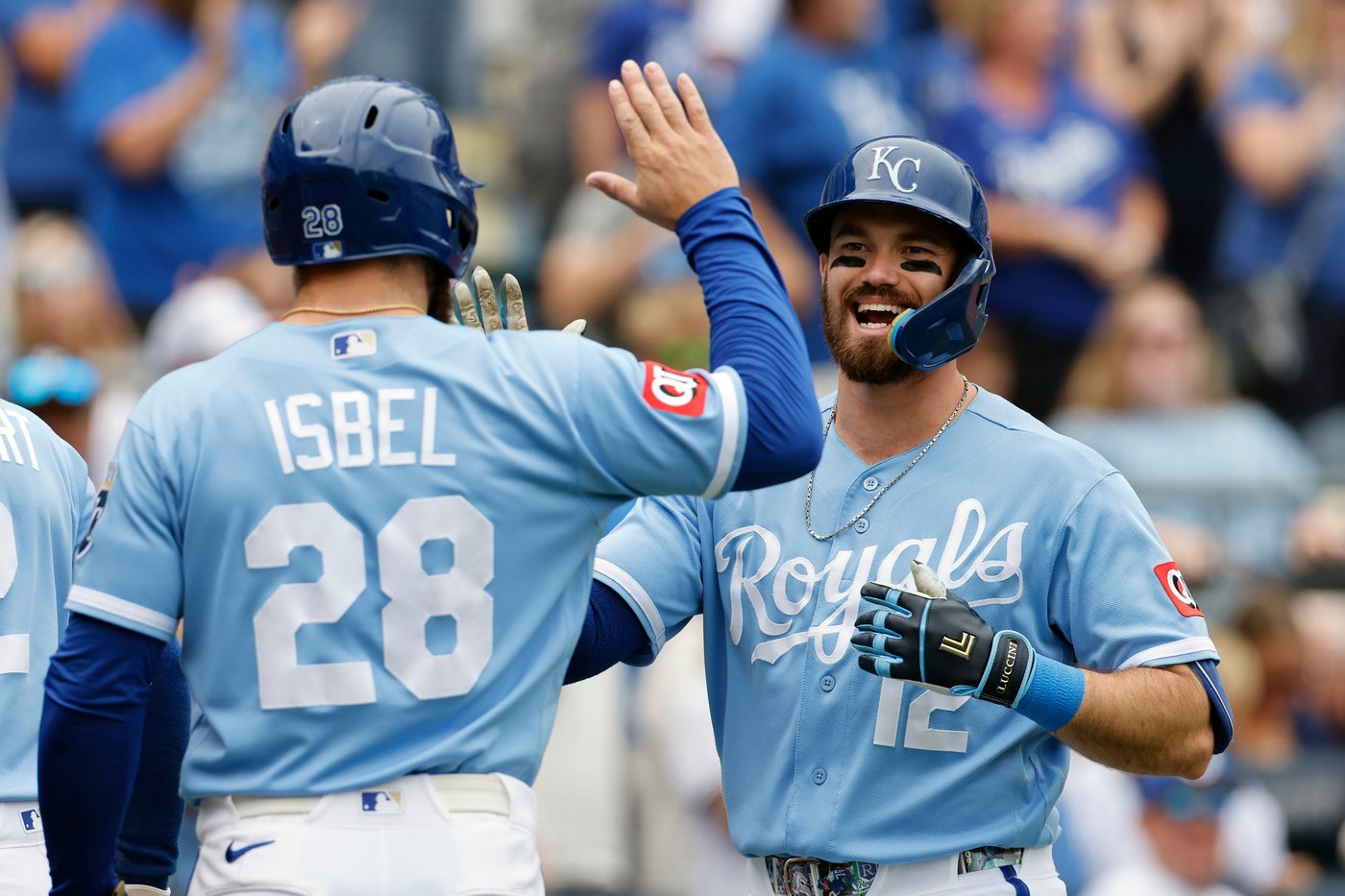Loftin and Rave HRs, Isbel's 3 RBIs help Royals win 8th straight game, 11-7 over Tigers | iNFOnews.ca