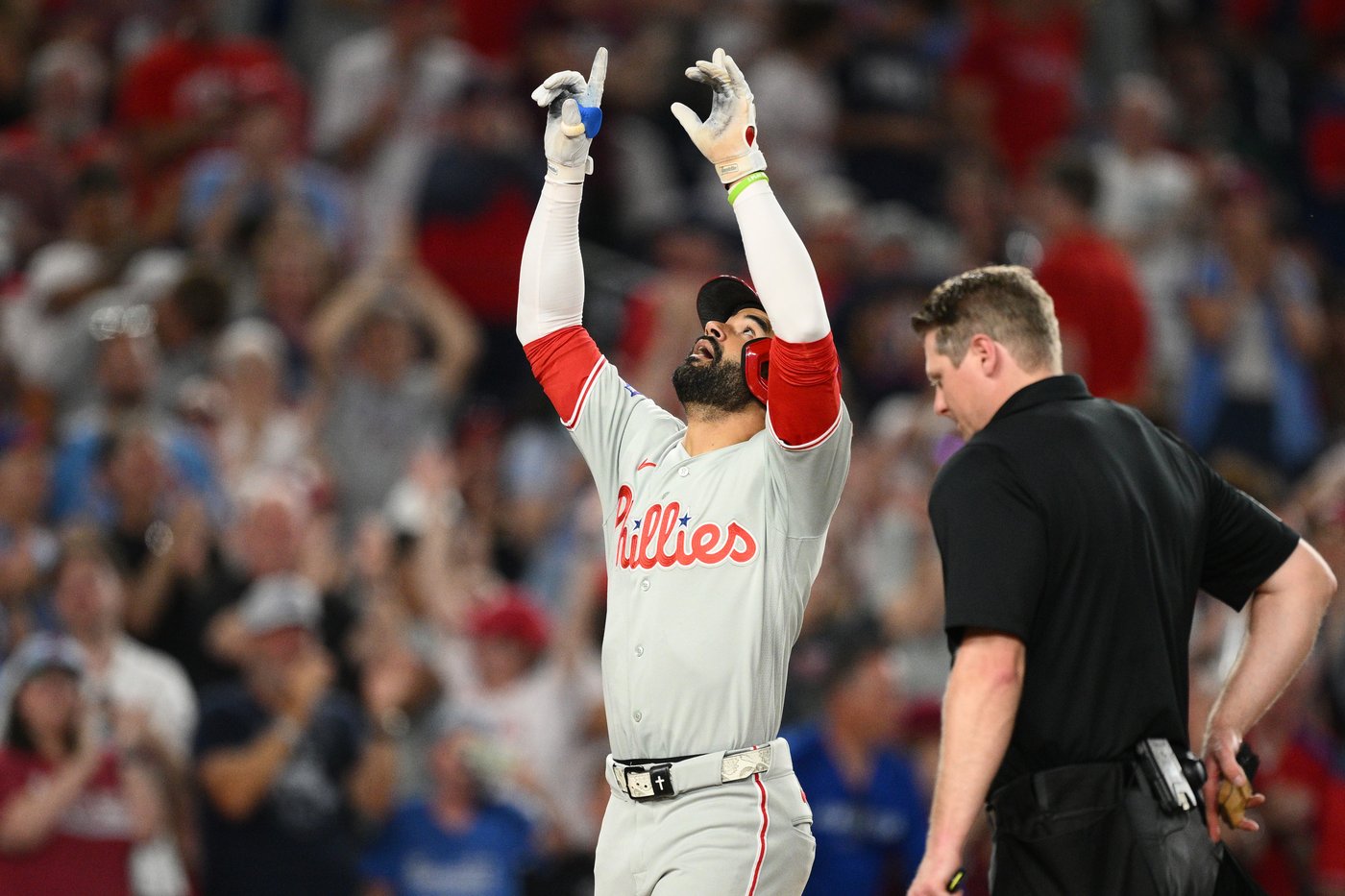 Derek Hill robs Juan Soto with dazzling catch to make another big impression on Phillies | iNFOnews.ca Derek Hill robs Juan Soto with dazzling catch to make another big impression on Phillies | iNFOnews.ca