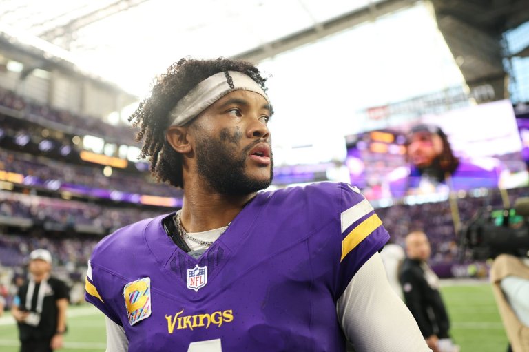 Murray and the Vikings might've found some momentum for a lagging offense, late in their latest win | iNFOnews.ca