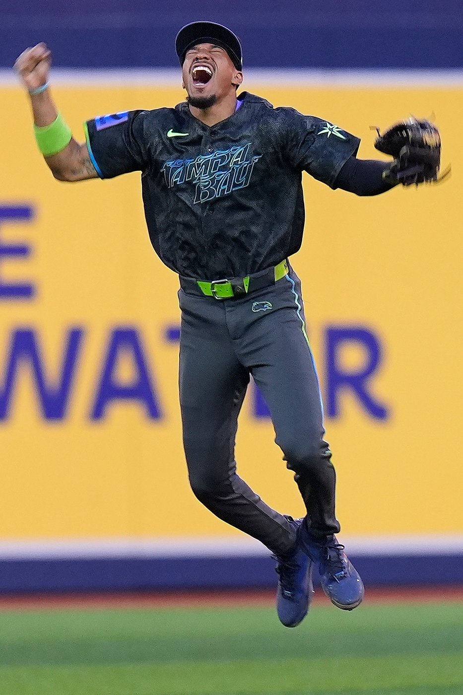 Simpson's RBI single caps 4-run 7th inning as Rays rally to defeat Padres 7-6 | iNFOnews.ca Simpson's RBI single caps 4-run 7th inning as Rays rally to defeat Padres 7-6 | iNFOnews.ca