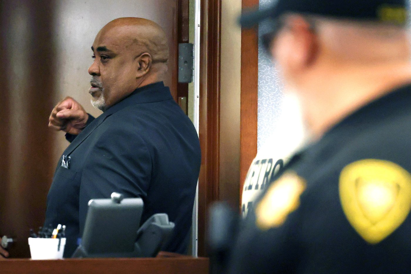 Jury convicts a man of first-degree murder for the 1996 killing of rap icon Tupac Shakur | iNFOnews.ca Jury convicts a man of first-degree murder for the 1996 killing of rap icon Tupac Shakur | iNFOnews.ca