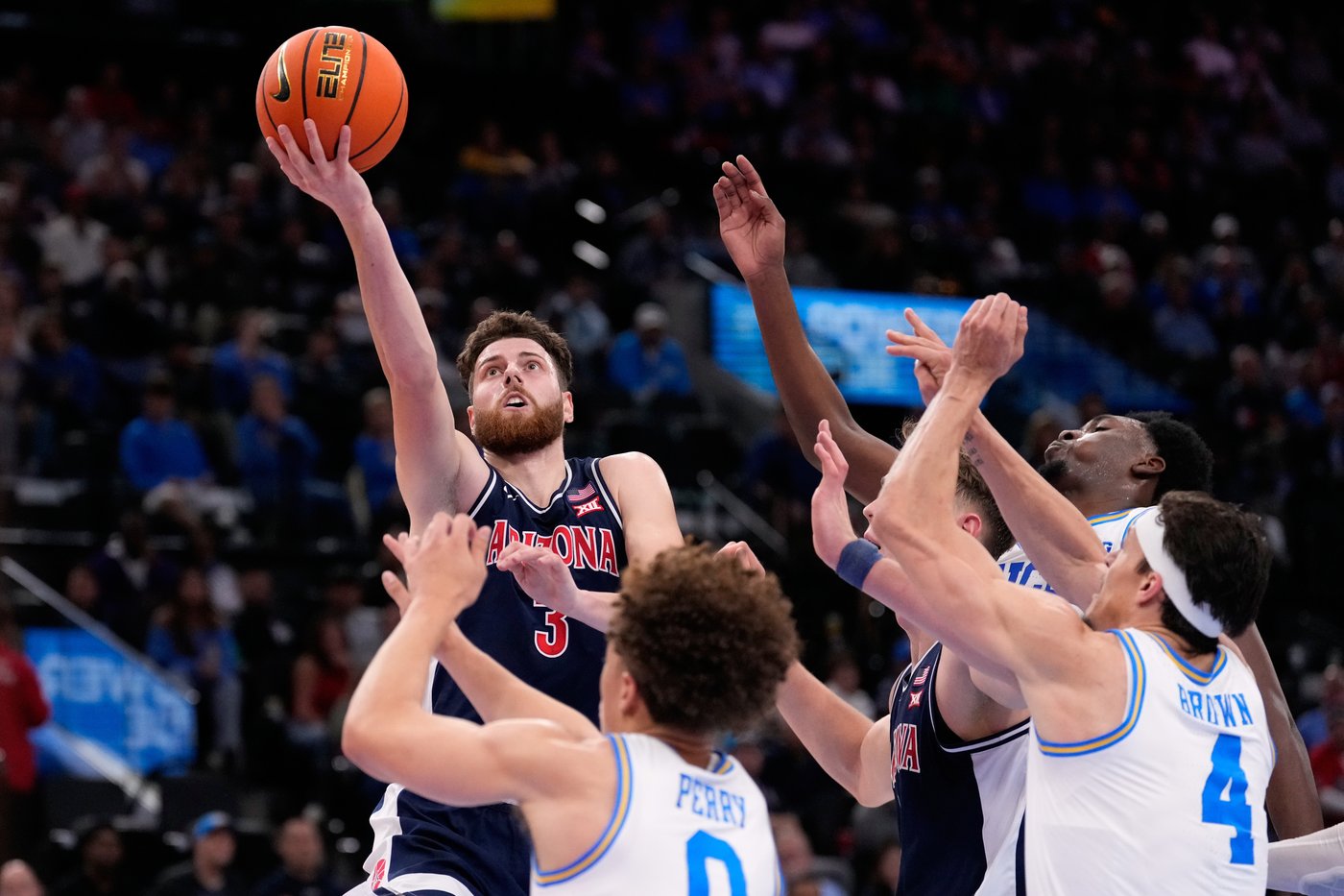 Dell'Orso scores 20 off the bench as No. 5 Arizona beats No. 15 UCLA 69-65 in Hall of Fame Series | iNFOnews.ca Dell'Orso scores 20 off the bench as No. 5 Arizona beats No. 15 UCLA 69-65 in Hall of Fame Series | iNFOnews.ca