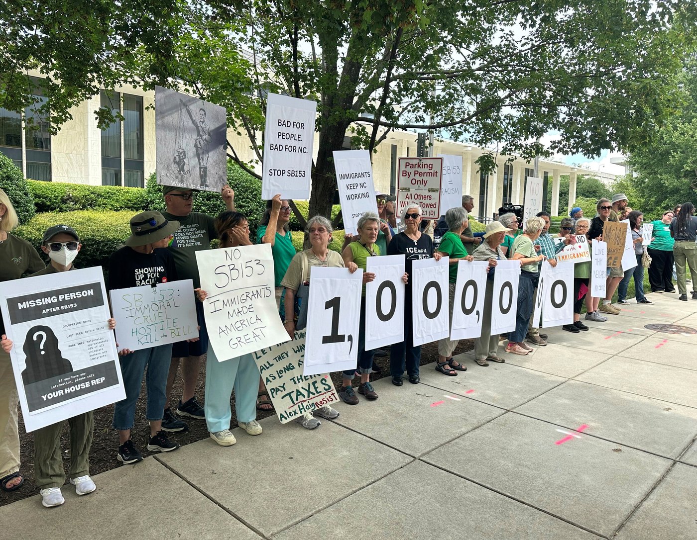 North Carolina GOP sends immigration-crackdown bills to Democratic Gov. Stein | iNFOnews.ca North Carolina GOP sends immigration-crackdown bills to Democratic Gov. Stein | iNFOnews.ca