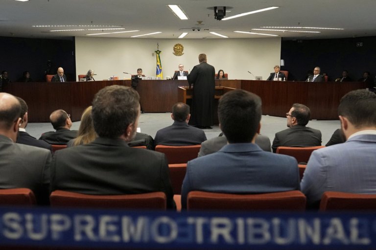 Defense lawyer says there's no evidence Brazil’s Bolsonaro tried to carry out coup | iNFOnews.ca