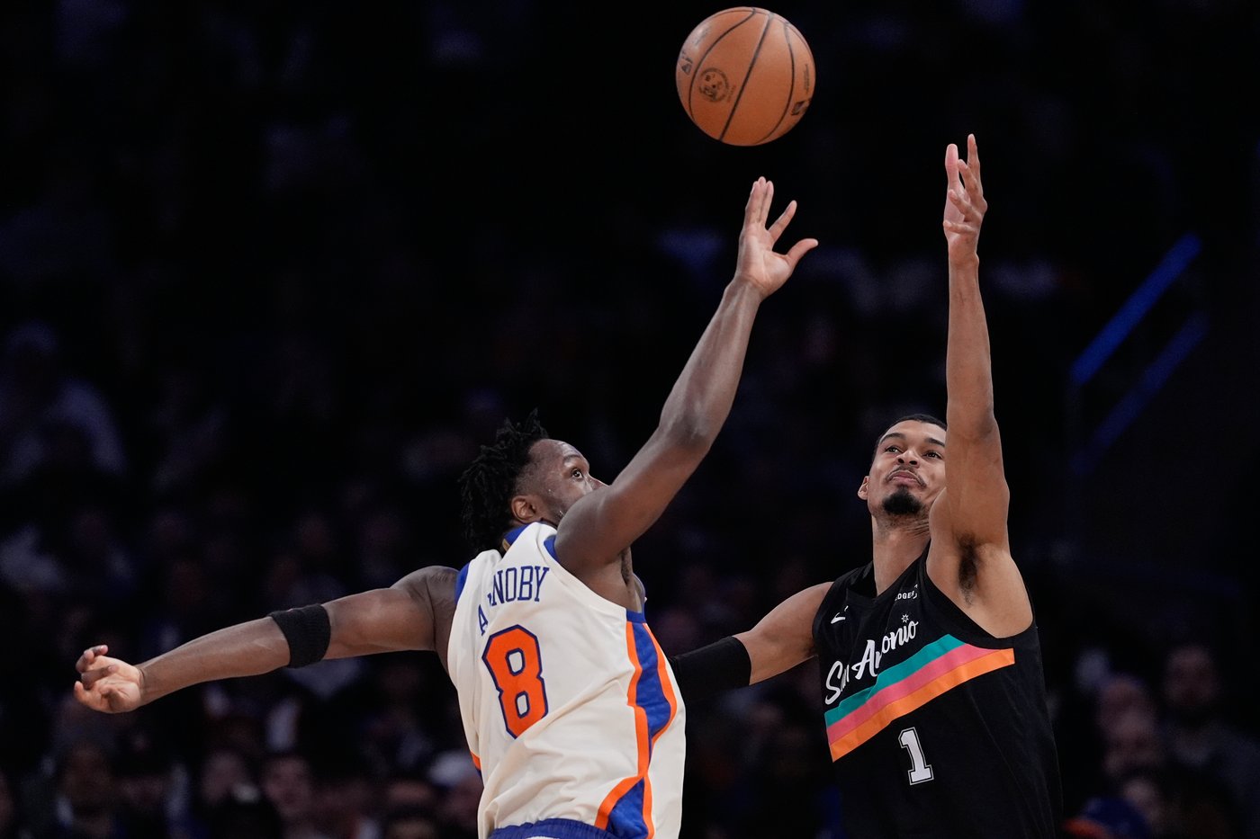 Knicks snap the Spurs' 11-game winning streak with a 114-89 victory | iNFOnews.ca Knicks snap the Spurs' 11-game winning streak with a 114-89 victory | iNFOnews.ca