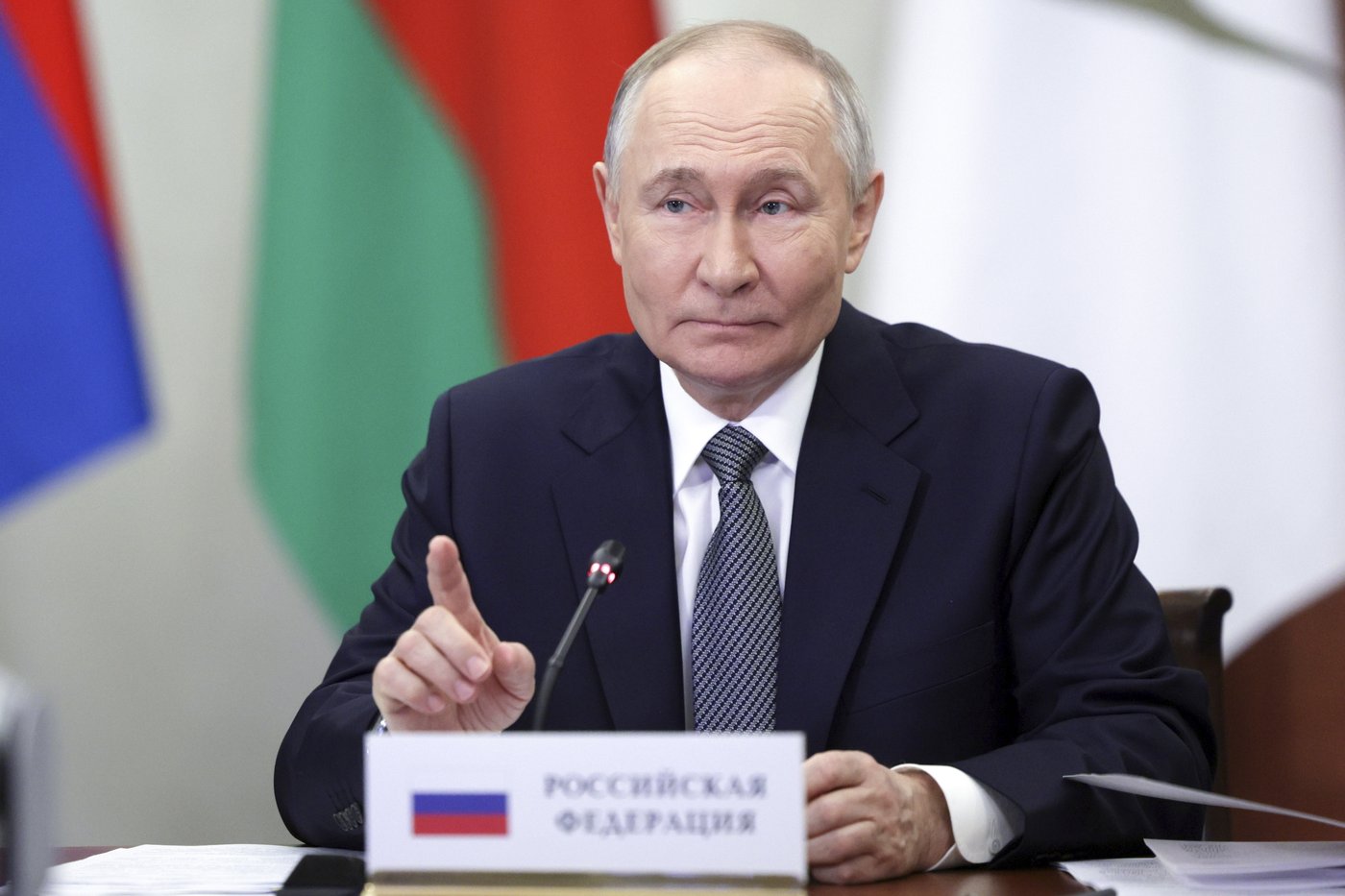 An altercation erupts at a high-level meeting of a Russia-dominated economic union | iNFOnews.ca