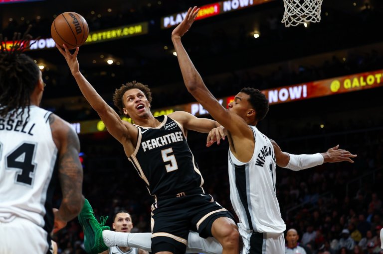 Victor Wembanyama records 100th straight game with at least one block, joining elite company | iNFOnews.ca