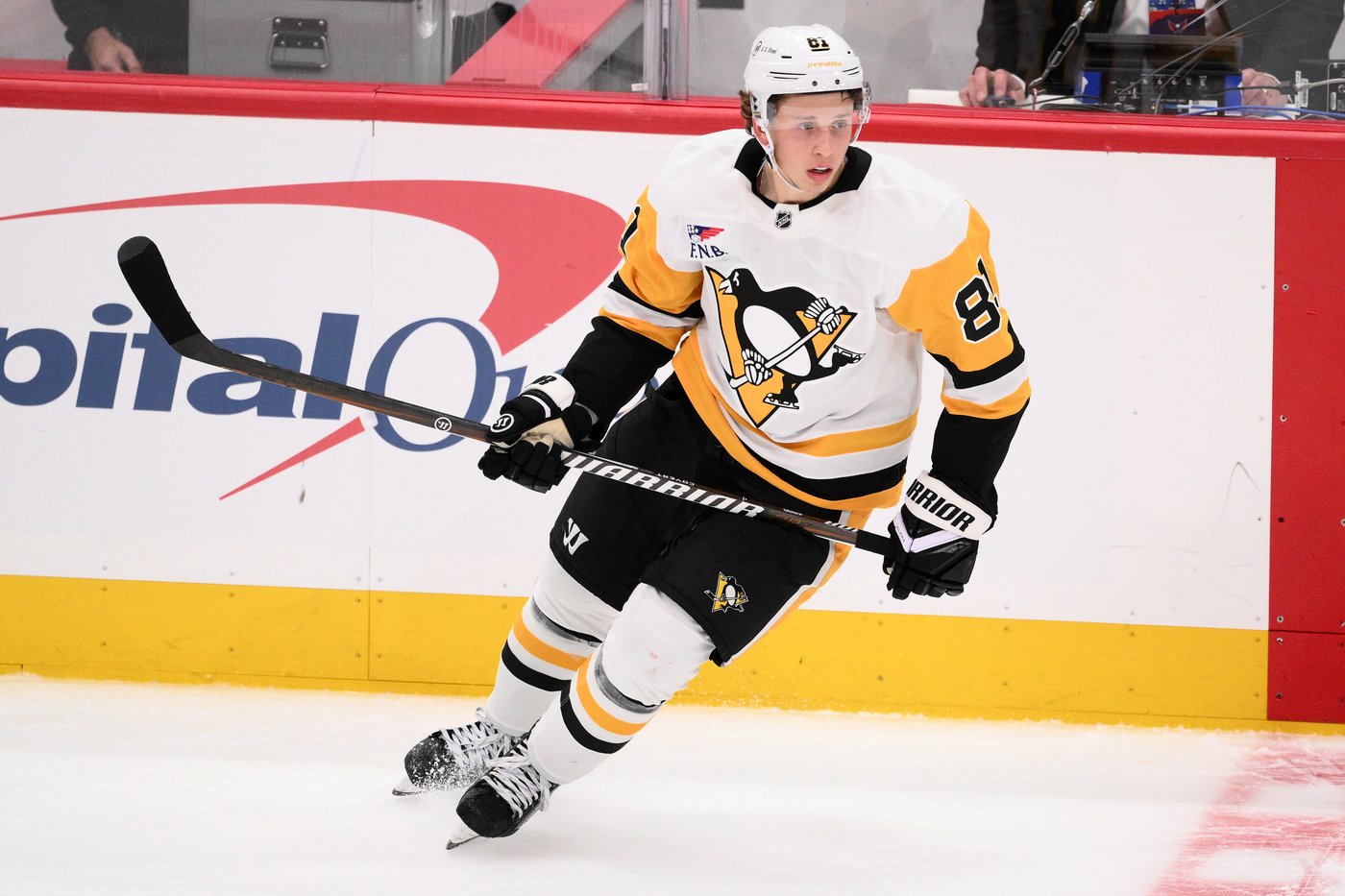Penguins forward Ben Kindel back in Pittsburgh after collapsing on team flight | iNFOnews.ca Penguins forward Ben Kindel back in Pittsburgh after collapsing on team flight | iNFOnews.ca