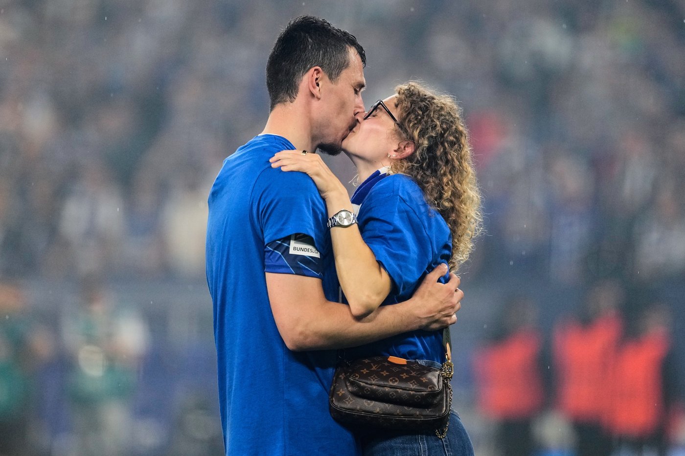Schalke wins Germany’s second division a day after getting promoted back to the Bundesliga | iNFOnews.ca