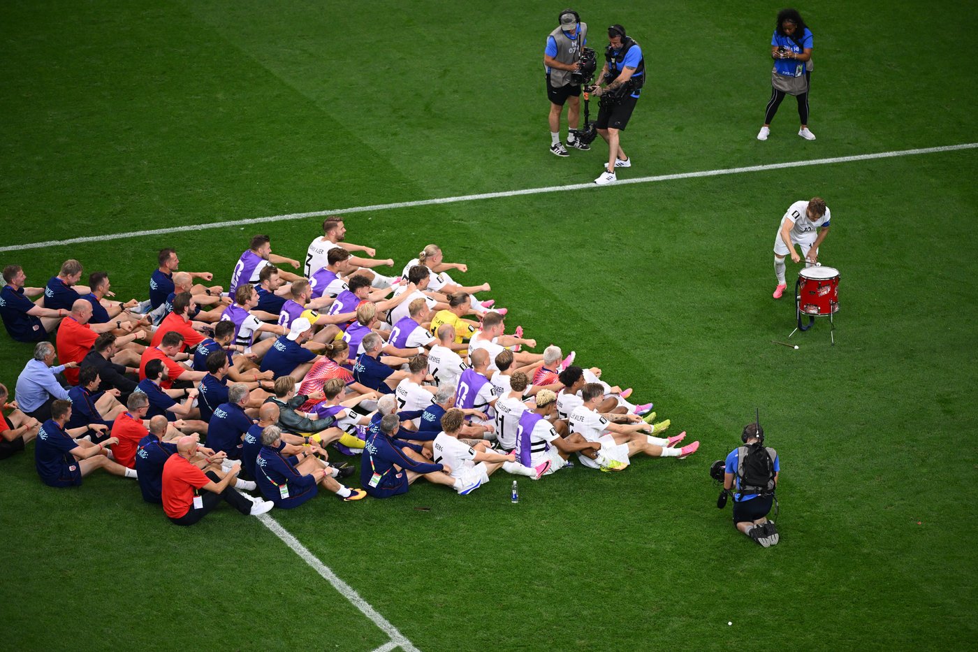 Mbappé scores twice for France, Norway and Mexico advance in World Cup, in photos | iNFOnews.ca