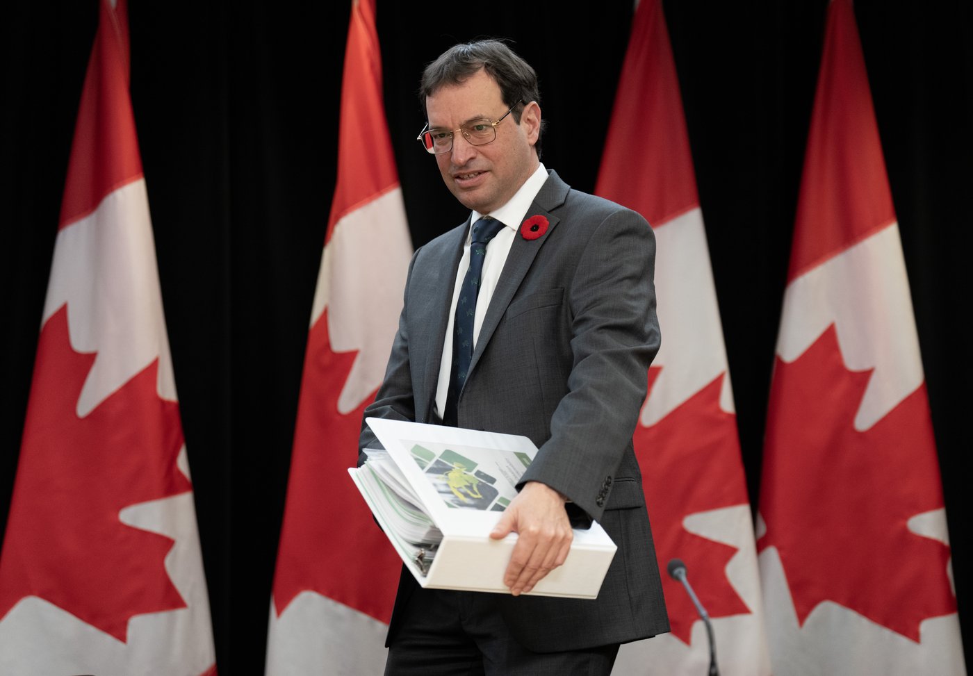 Ottawa's tax credits to reduce emissions aren't working as intended, watchdog says | iNFOnews.ca Ottawa's tax credits to reduce emissions aren't working as intended, watchdog says | iNFOnews.ca