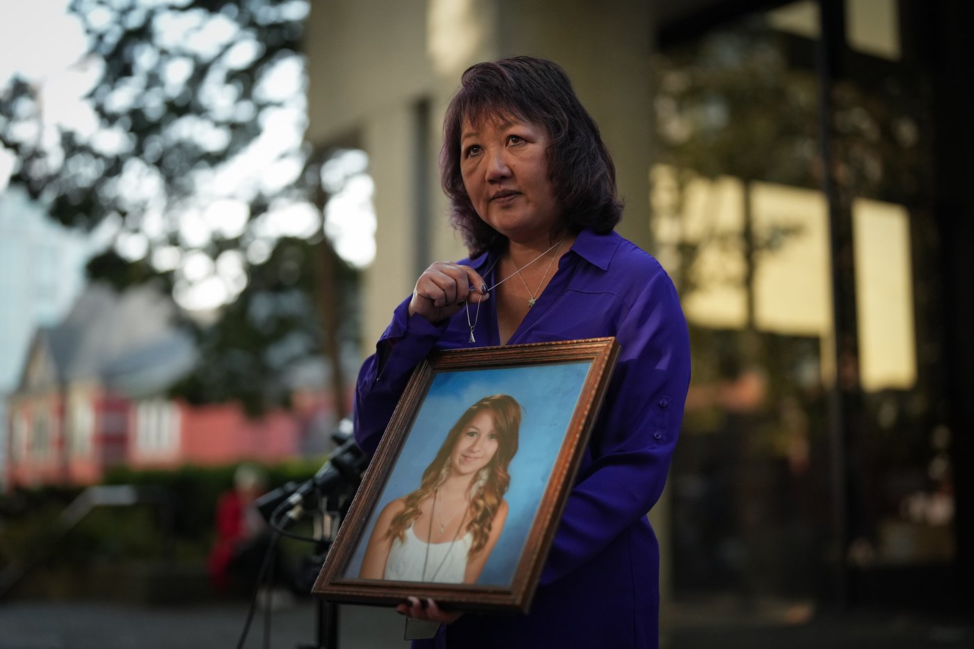 Mother of B.C. cyberbullying victim Amanda Todd welcomes federal online safety bill | iNFOnews.ca Mother of B.C. cyberbullying victim Amanda Todd welcomes federal online safety bill | iNFOnews.ca