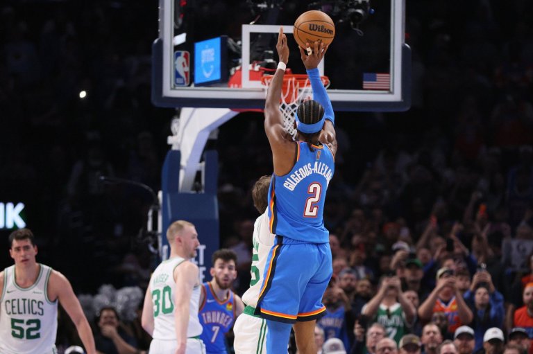 Shai Gilgeous-Alexander scores 35 and breaks Wilt's record as Thunder beat Celtics 104-102 | iNFOnews.ca