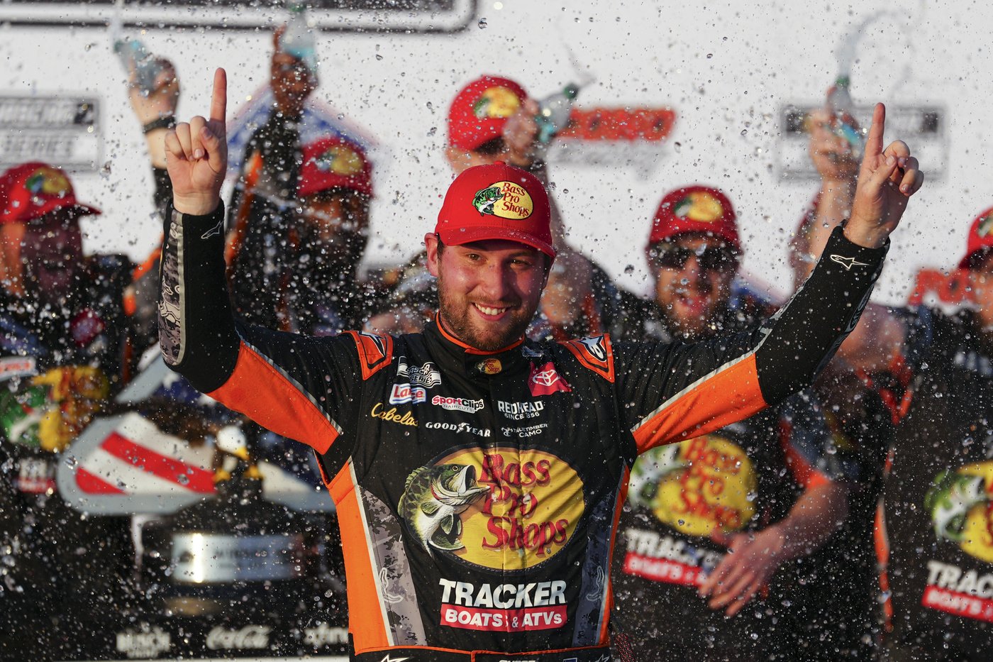 NASCAR set for summer stretch March Madness style. Will new tournament end summer schedule malaise? | iNFOnews.ca