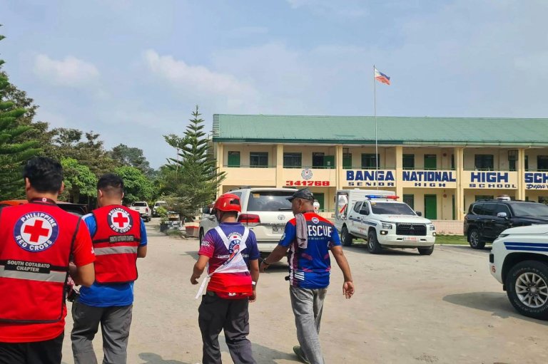 Shooting at high school in the Philippines leaves 2 students and gunman dead, several injured | iNFOnews.ca