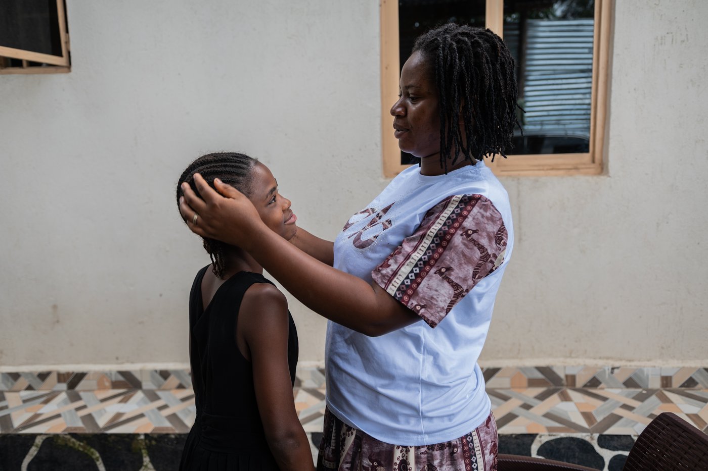Congo families mourn as Ebola outbreak accelerates, in photos | iNFOnews.ca