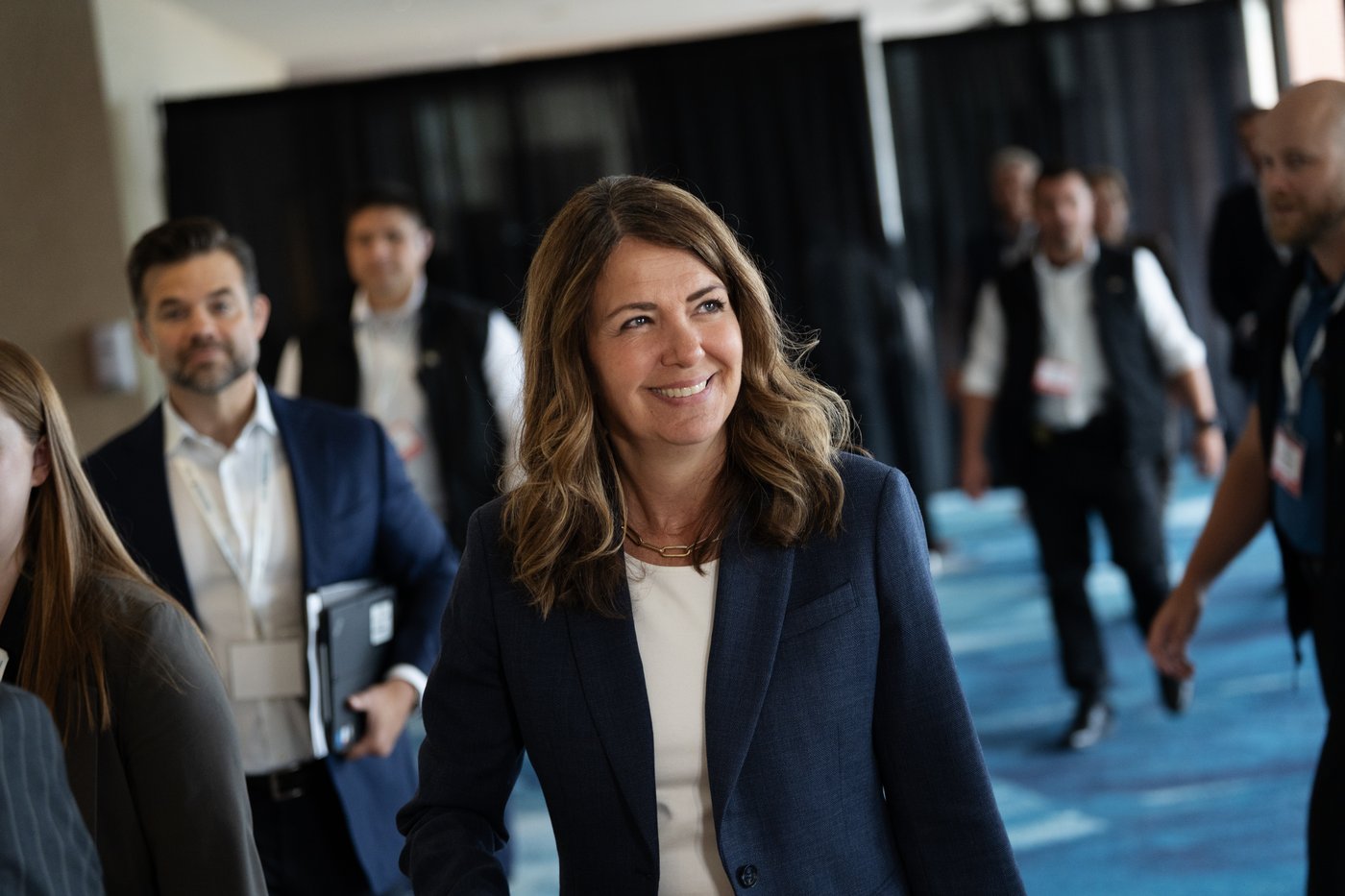 Premiers back urgent, intense Canada-U.S. trade talks as higher tariffs loom | iNFOnews.ca