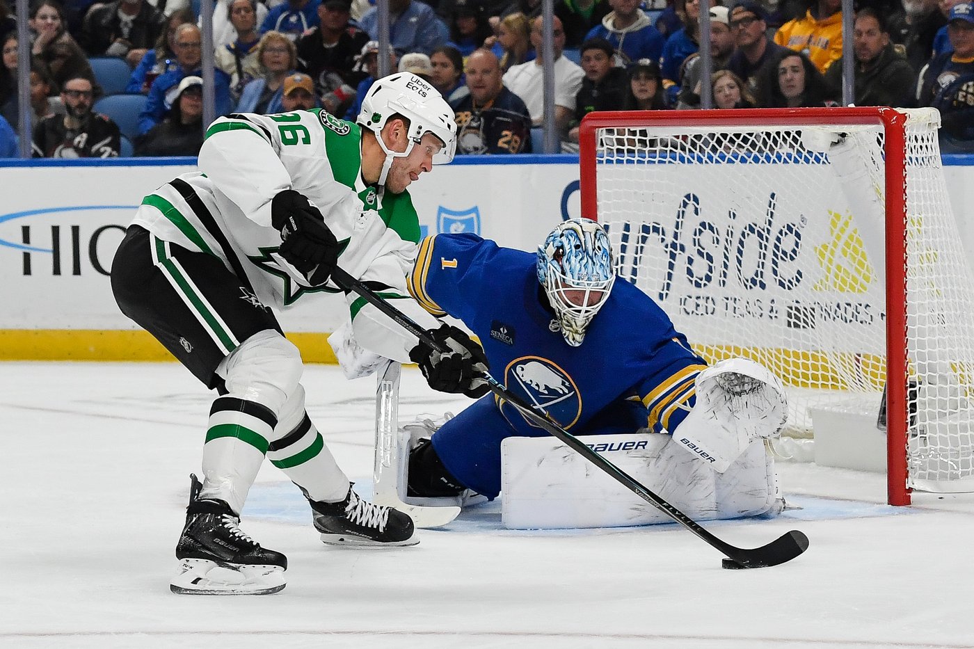 Jake Oettinger has second straight shutout in the Stars' 4-0 victory over the Sabres | iNFOnews.ca