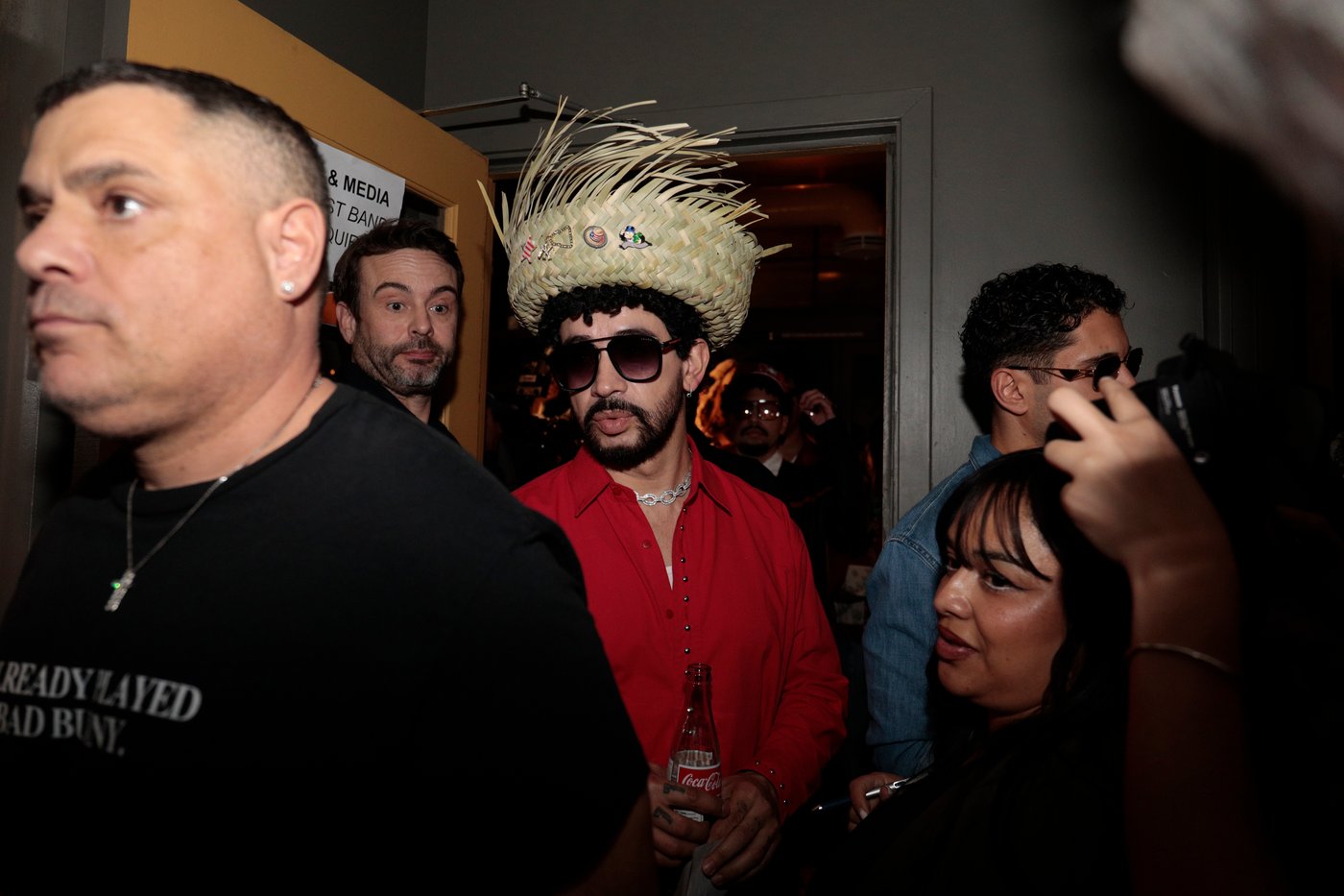Bad Bunny look-alike contest in San Francisco draws hundreds of fans | iNFOnews.ca Bad Bunny look-alike contest in San Francisco draws hundreds of fans | iNFOnews.ca