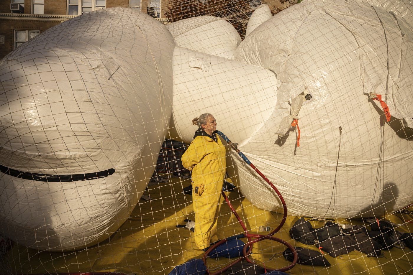 Massive balloons take shape ahead of the Macy’s Thanksgiving Day Parade | iNFOnews.ca