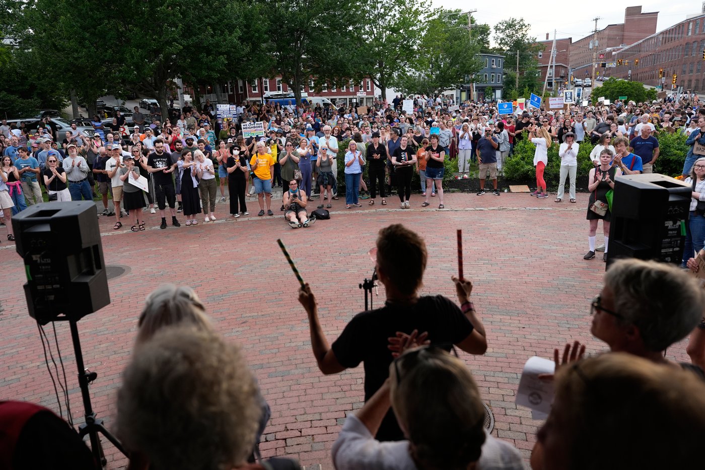 Maine protests after ICE fatally shoots a motorist, in photos | iNFOnews.ca