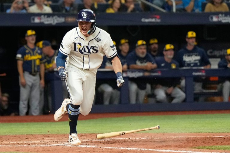 Rays stun Brewers with 2-run rally in 12th inning and force World Series Game 5 with 4-3 win | iNFOnews.ca