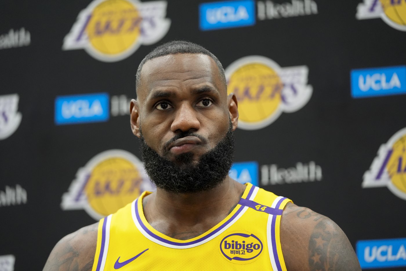 LeBron James, Anthony Davis will play in Lakers' first preseason games in Palm Springs, Redick says | iNFOnews.ca
