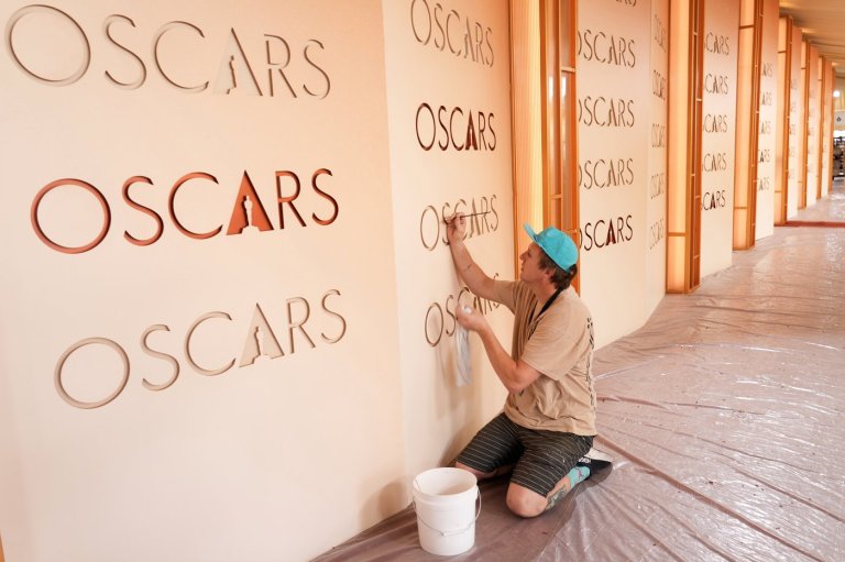 The day before the Oscars, the ‘Bridesmaids’ rehearsed | iNFOnews.ca