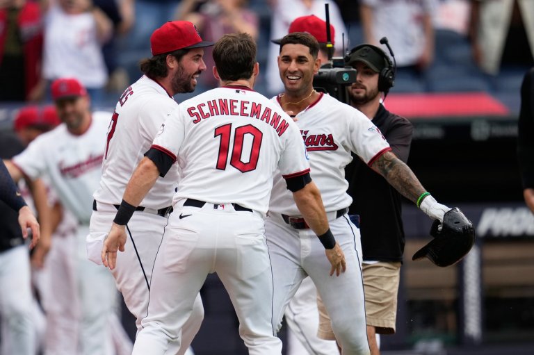 'Impressive' Brayan Rocchio of Guardians becomes 6th player with grand slam and walk-off HR in game | iNFOnews.ca