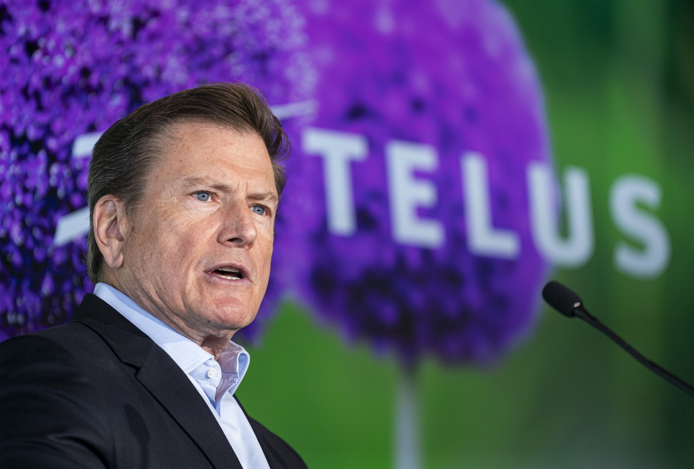 Telus and feds announce AI data cluster in B.C. to boost 'sovereign' computing power | iNFOnews.ca Telus and feds announce AI data cluster in B.C. to boost 'sovereign' computing power | iNFOnews.ca