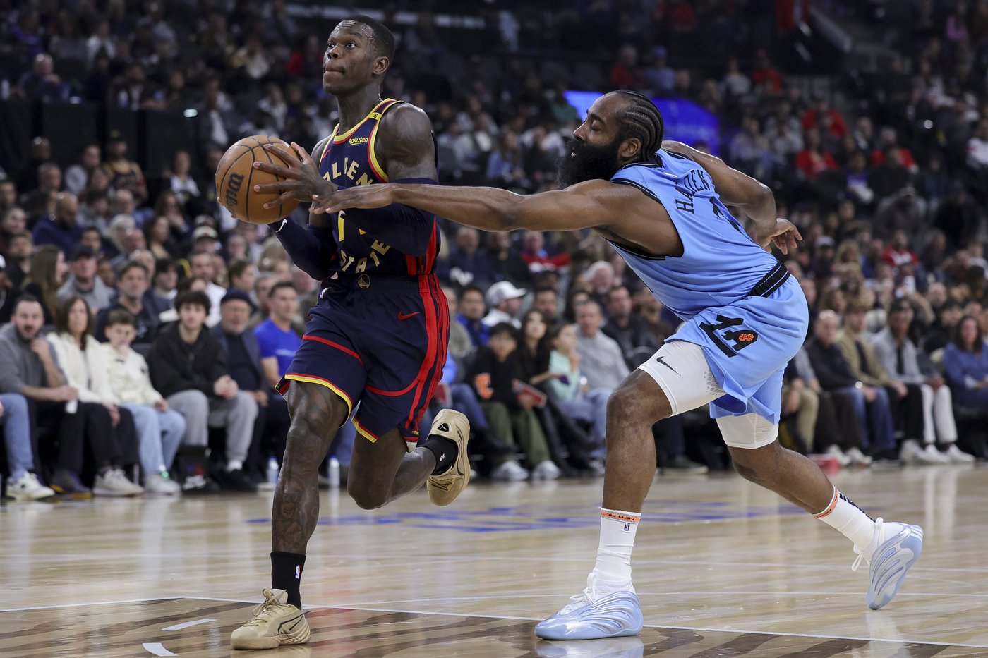 Clippers hang on to beat slumping Curry-less Warriors 102-92 with 6 players in double figures | iNFOnews.ca Clippers hang on to beat slumping Curry-less Warriors 102-92 with 6 players in double figures | iNFOnews.ca