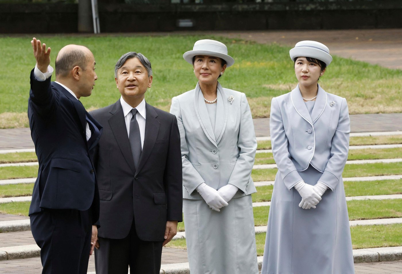 Japan enshrines male-only succession for the shrinking imperial family | iNFOnews.ca Japan enshrines male-only succession for the shrinking imperial family | iNFOnews.ca