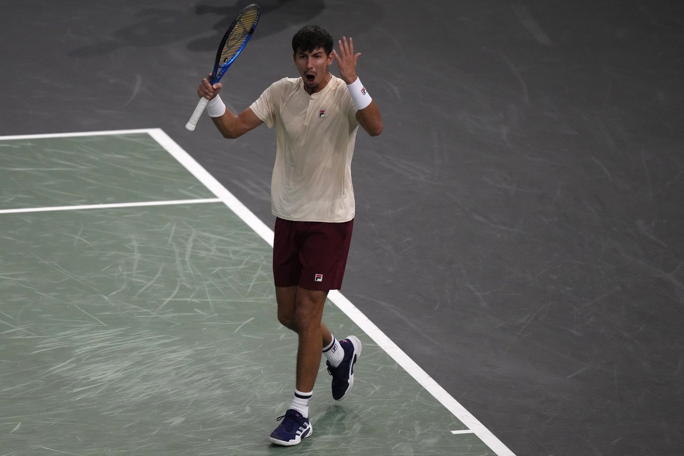 Medvedev loses to Popyrin in second round at Paris Masters, Zverev advances | iNFOnews.ca