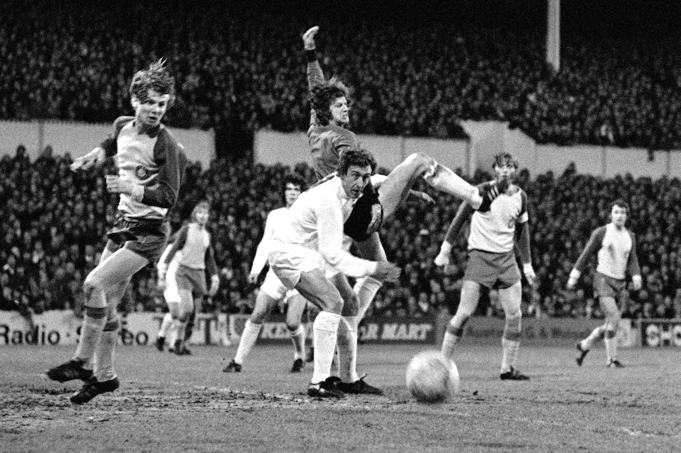 Tottenham great Martin Chivers dies at age 80 | iNFOnews.ca