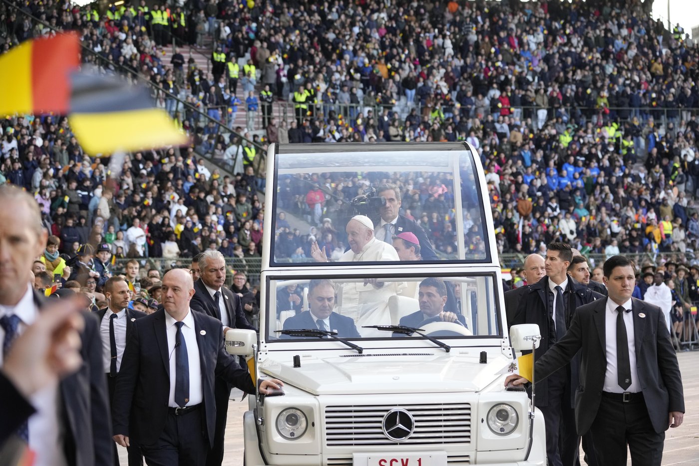 Pope wraps troubled visit to Belgium by beatifying 17th century mystic during sunny stadium Mass | iNFOnews.ca Pope wraps troubled visit to Belgium by beatifying 17th century mystic during sunny stadium Mass | iNFOnews.ca