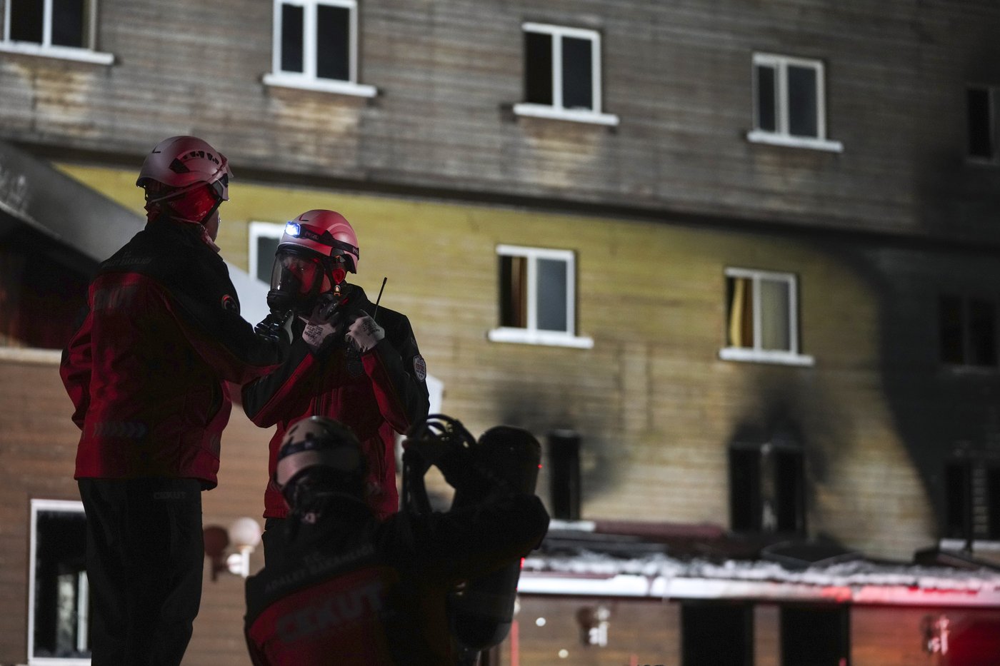 At least 76 people killed in a hotel fire at a ski resort in Turkey | iNFOnews.ca At least 76 people killed in a hotel fire at a ski resort in Turkey | iNFOnews.ca