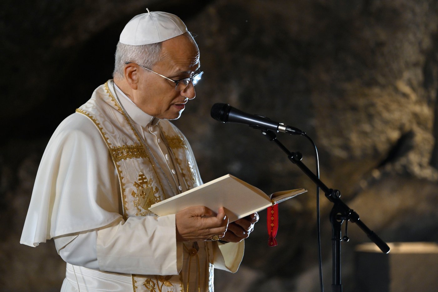 Pope brings message to protect life to French shrine at Lourdes known for miraculous cures | iNFOnews.ca Pope brings message to protect life to French shrine at Lourdes known for miraculous cures | iNFOnews.ca