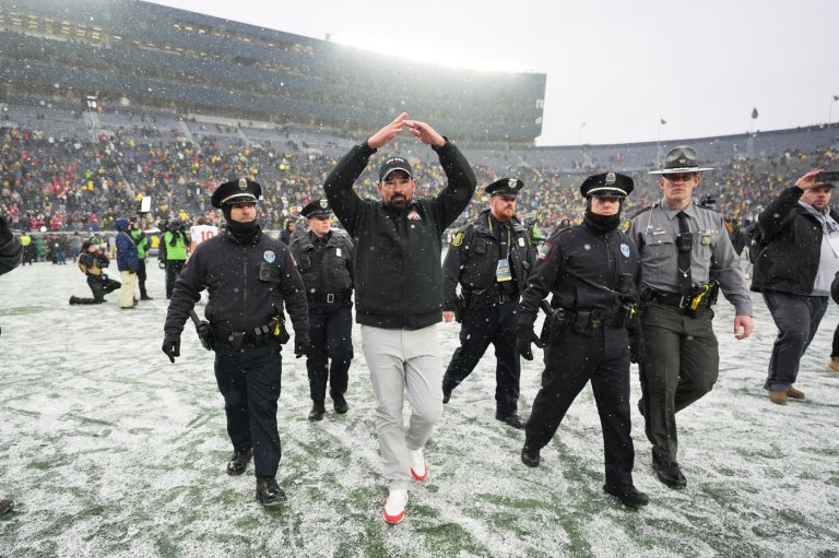 Indiana, Ohio State battle for Big Ten title and top seed in College Football Playoff | iNFOnews.ca