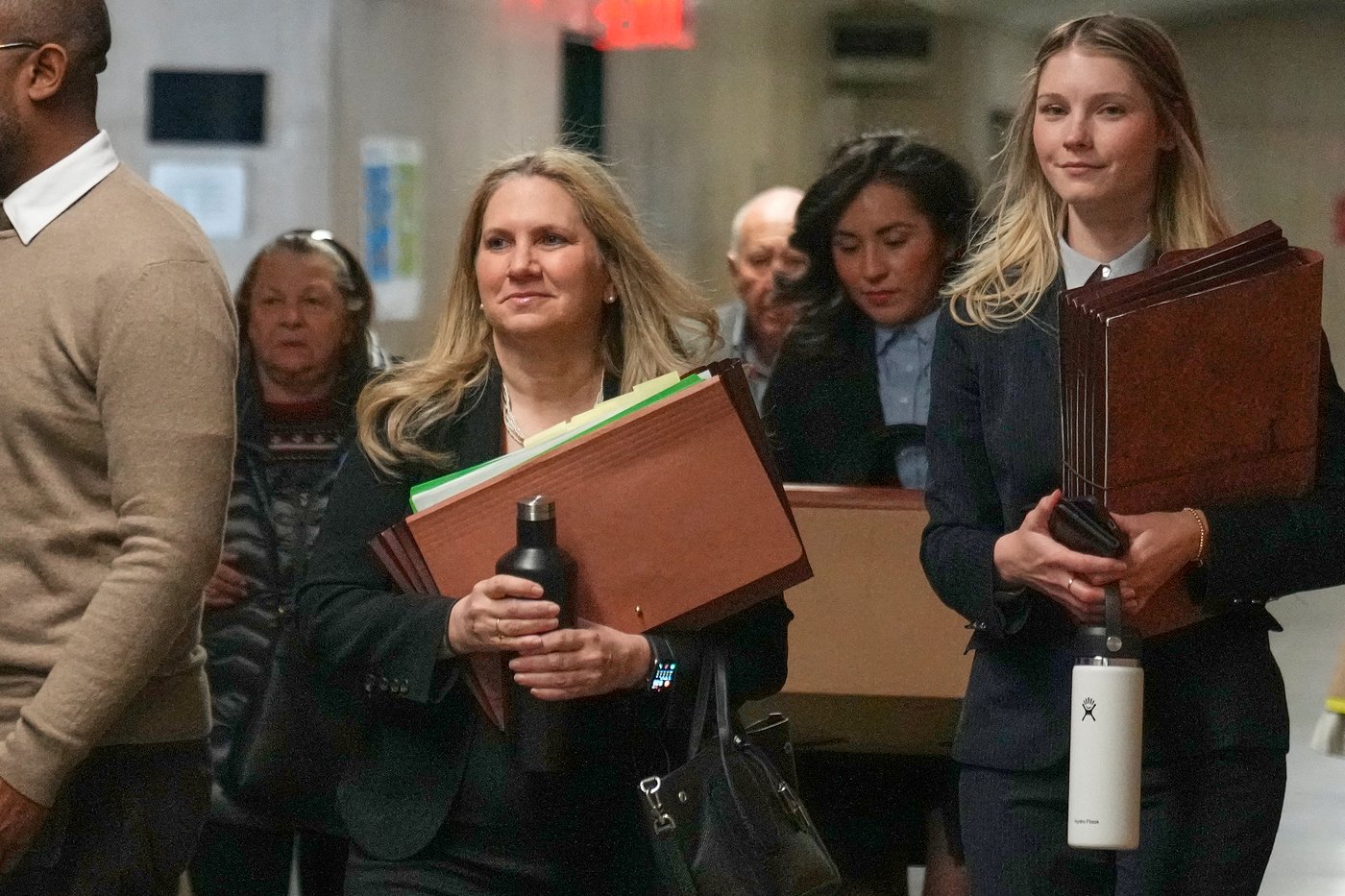 Harvey Weinstein's rape retrial opens in New York for the third time | iNFOnews.ca