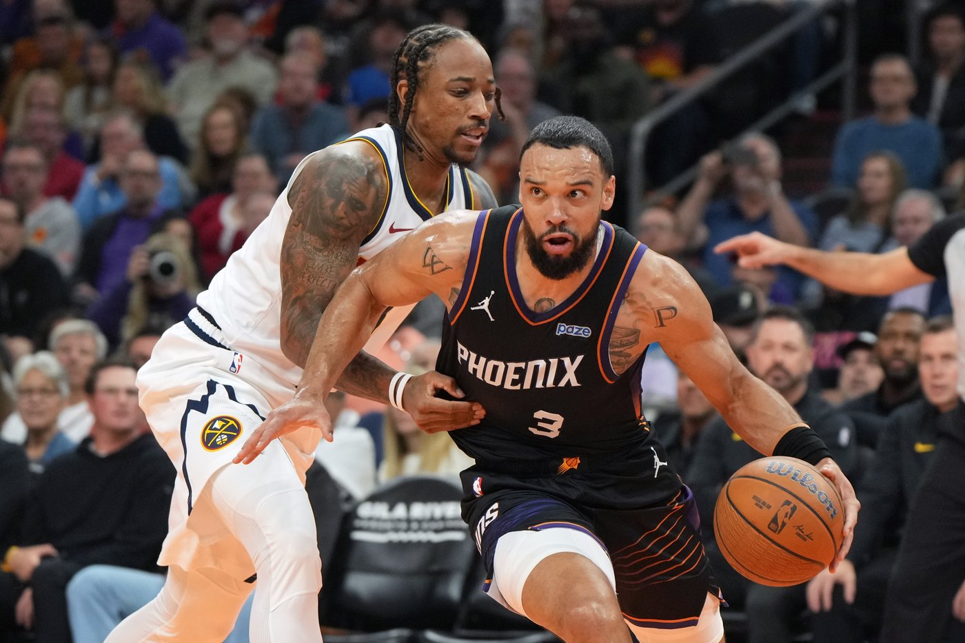 Suns' Dillon Brooks ejected from game for kicking Nuggets' Jamal Murray in the groin | iNFOnews.ca