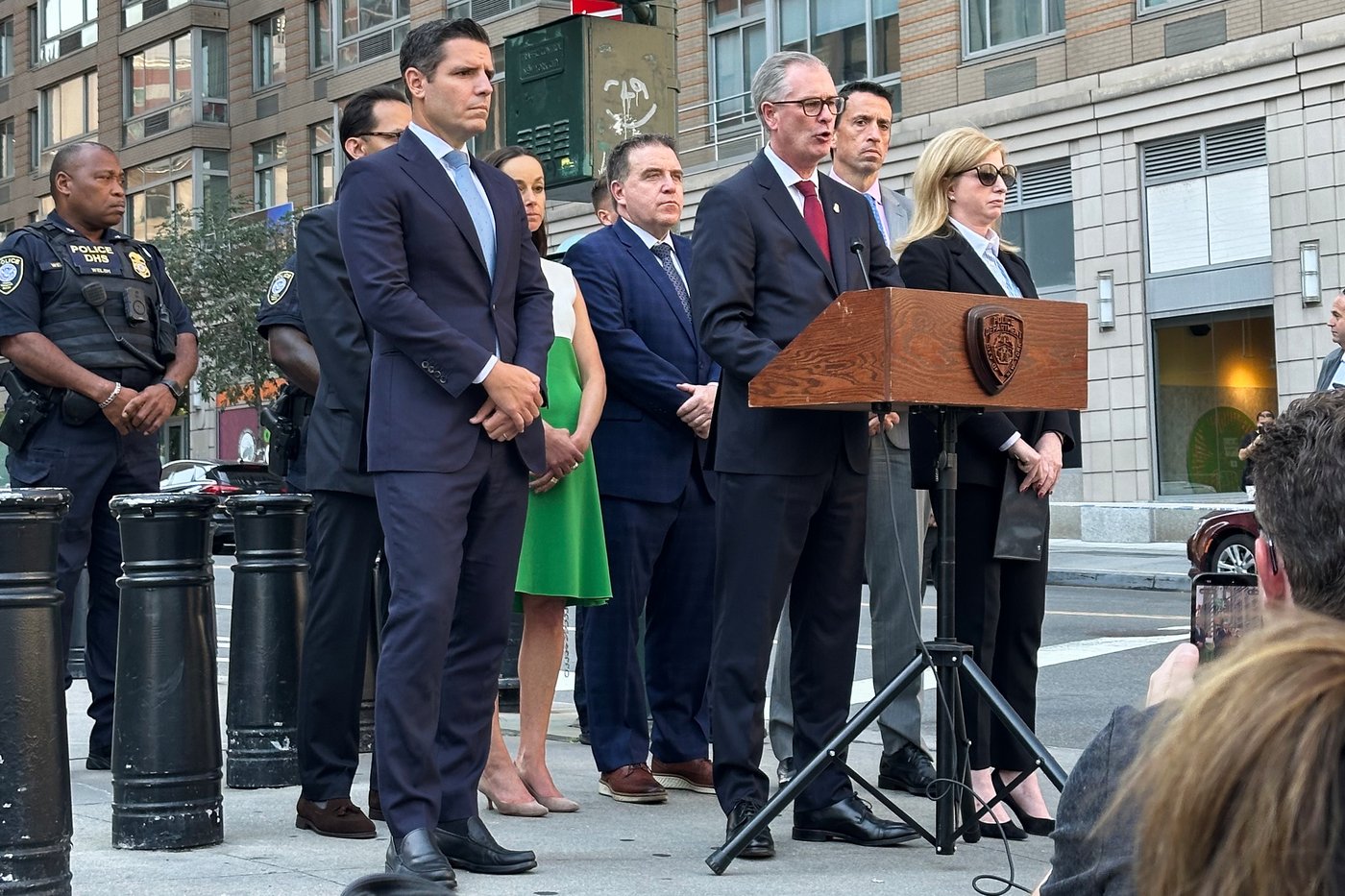 Ex-Army soldier jailed on arson charge after fiery attack on Manhattan federal building | iNFOnews.ca Ex-Army soldier jailed on arson charge after fiery attack on Manhattan federal building | iNFOnews.ca