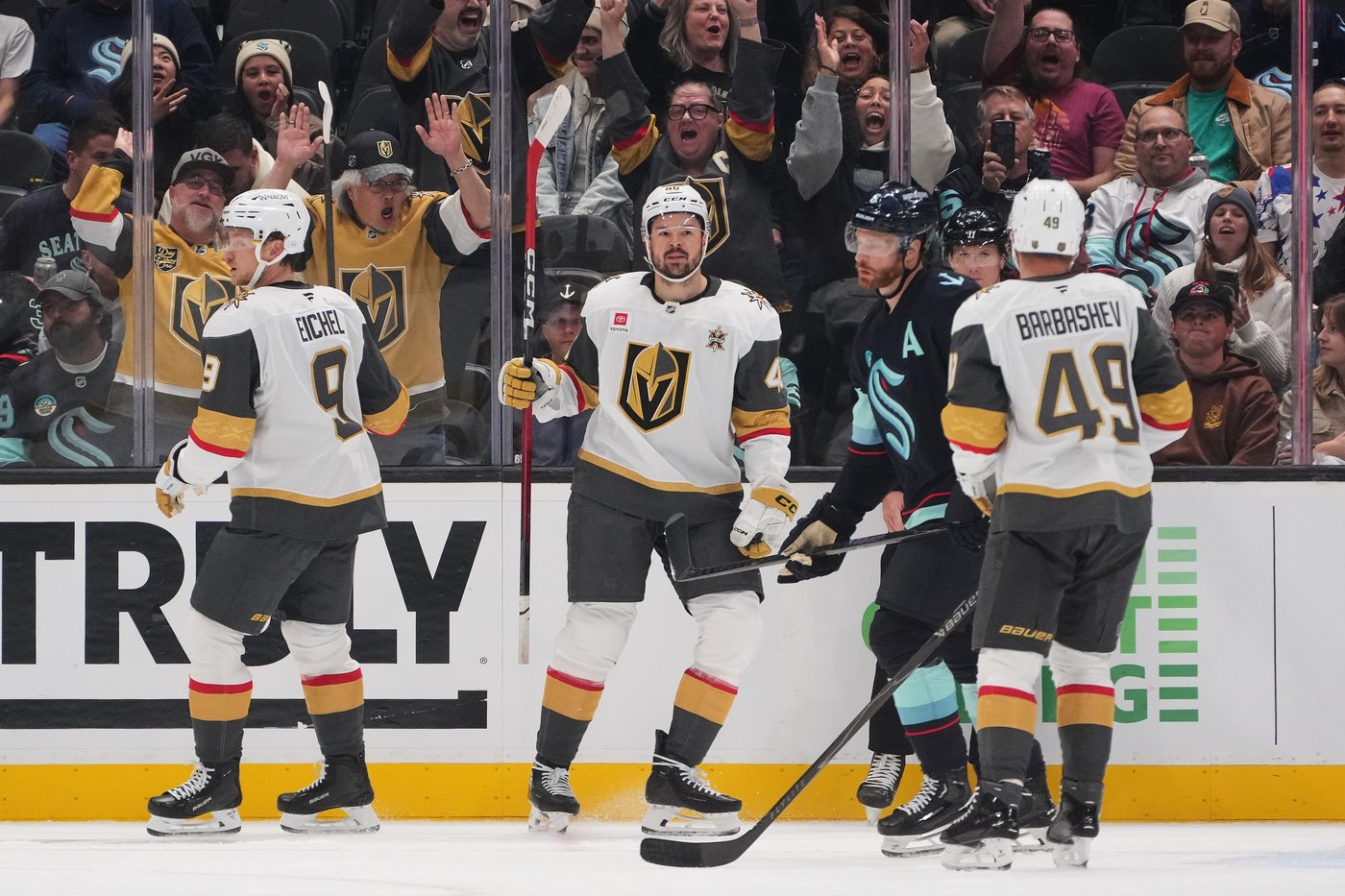 Golden Knights beat Kraken 6-2 behind 2 goals each from Olofsson and Hertl | iNFOnews.ca Golden Knights beat Kraken 6-2 behind 2 goals each from Olofsson and Hertl | iNFOnews.ca
