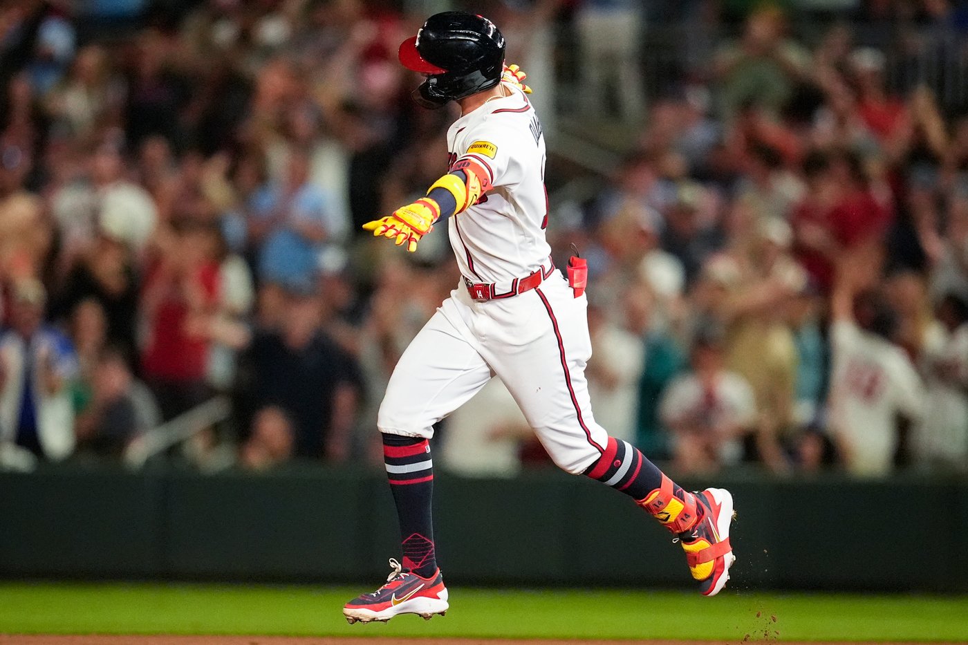 Braves reach 30 wins with another thrilling win that shows off myriad weapons | iNFOnews.ca Braves reach 30 wins with another thrilling win that shows off myriad weapons | iNFOnews.ca
