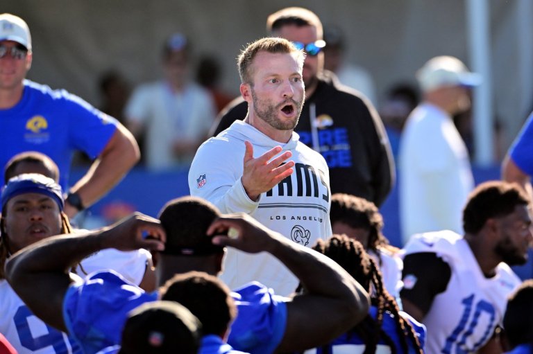 Rams' Sean McVay says Aaron Donald's training is going well, but no comeback decision is imminent | iNFOnews.ca