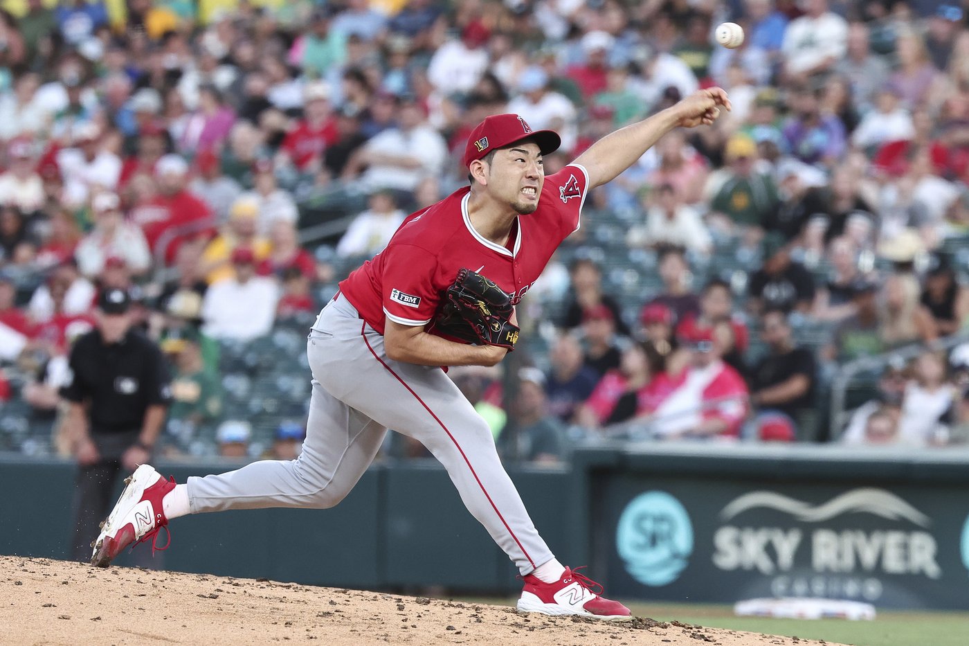 Athletics hit three home runs in 10-3 win over Angels | iNFOnews.ca