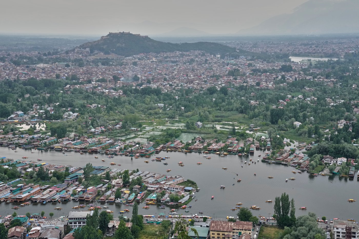 Warming climate, pollution and unplanned growth push Kashmir’s lakes toward disappearance | iNFOnews.ca